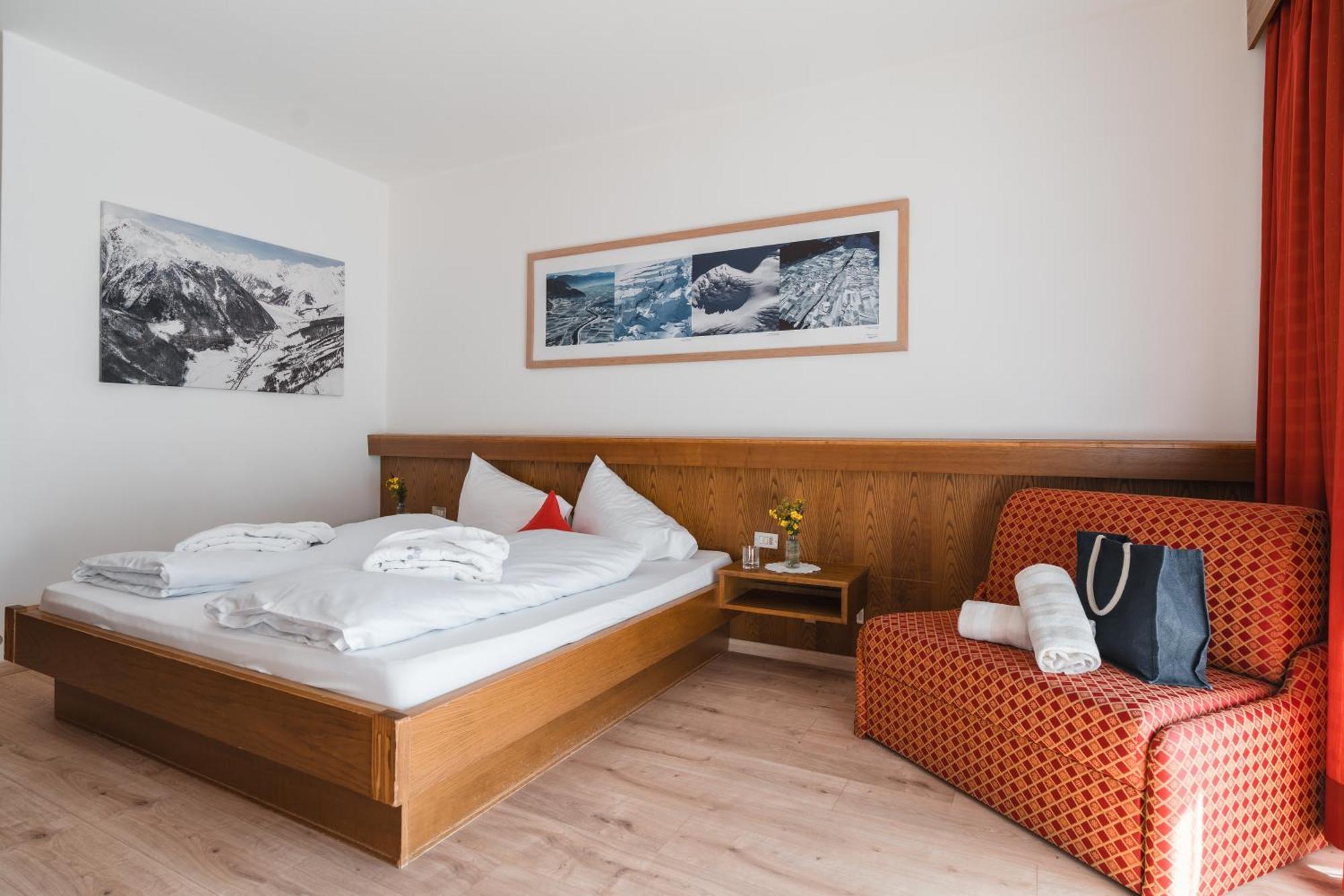 Smart Hotel Firn Madonna  ภายนอก รูปภาพ
